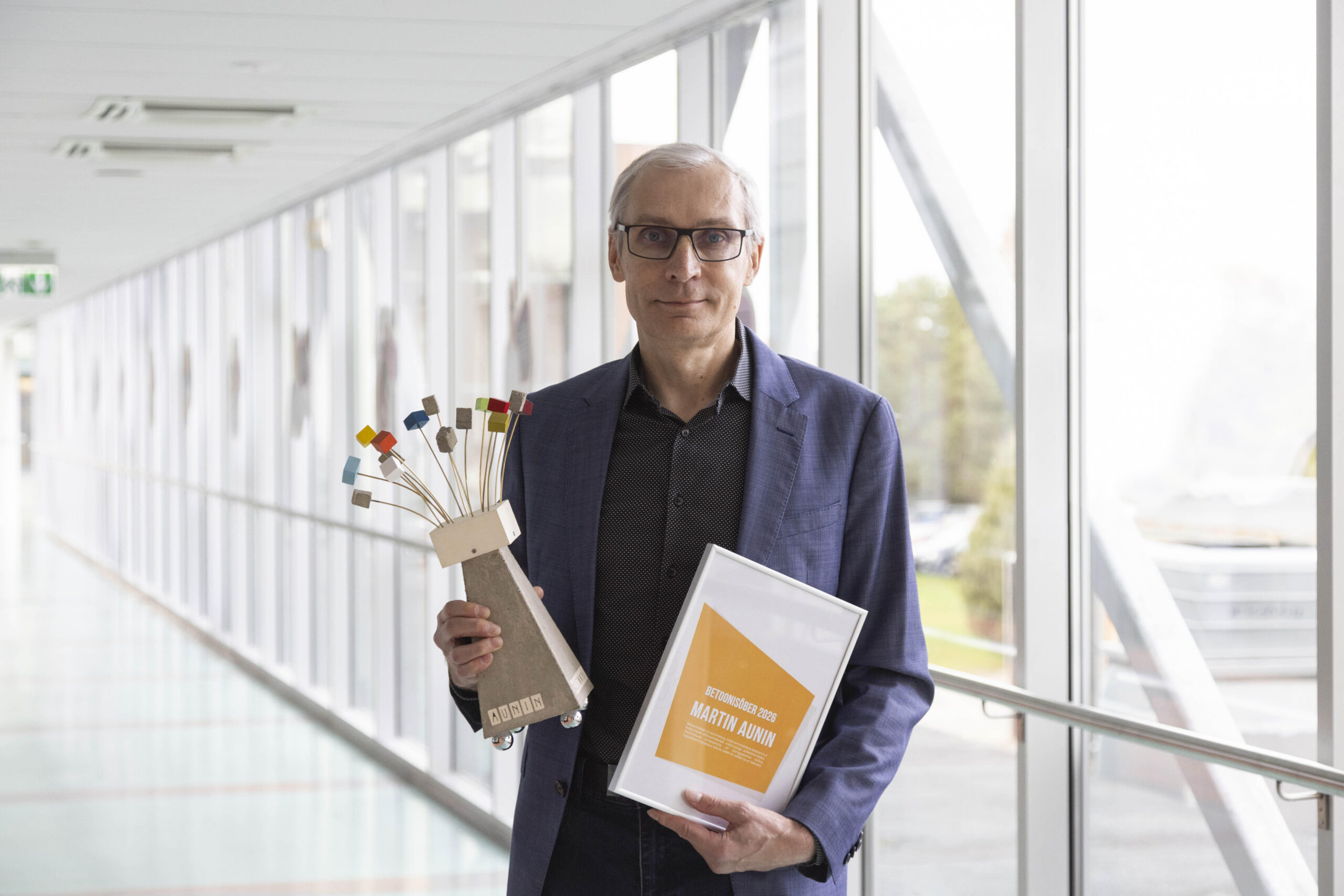 Eesti Betooniühing kuulutas 2026. aasta „Betoonisõbraks” arhitekt Martin Aunini, kesinnovaatiliselt ja sügava professionaalsusega on rakendanud betooni jabetoon
